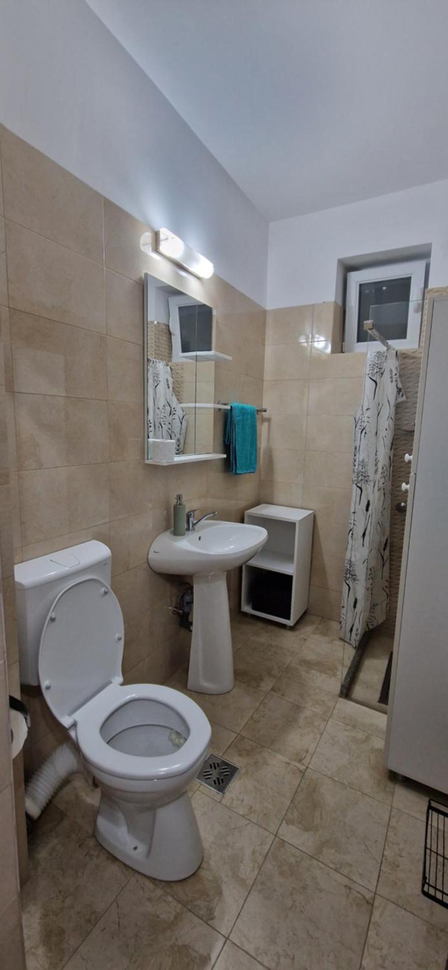 Apartamente Livada Римніку-Вилча Екстер'єр фото